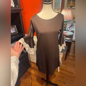JUDITH MARCH, Size S/M Brown dress with Crochet fluttered sleeves